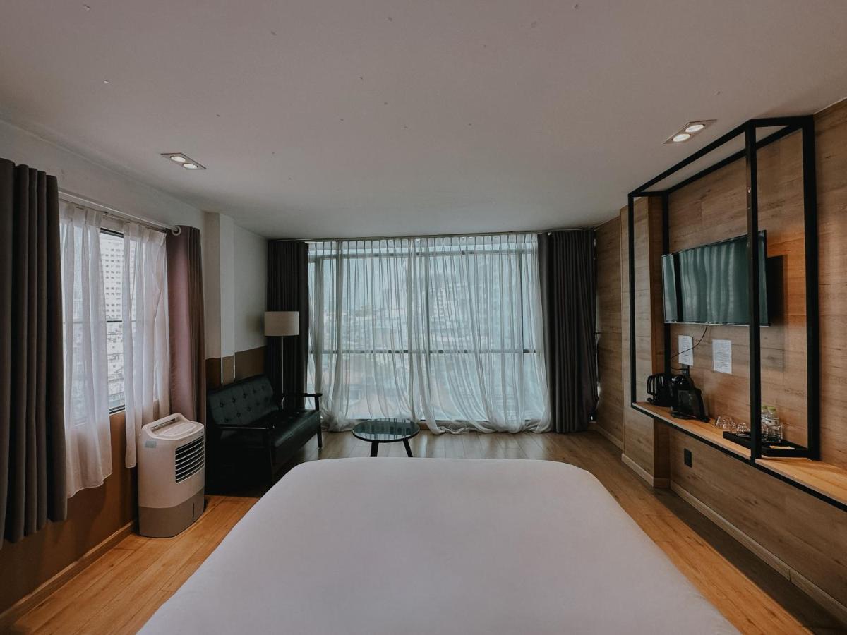 칠 스위트 호텔 호치민 외부 사진